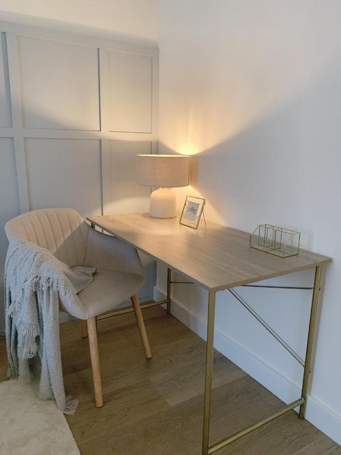 Apartamento Lujoso Boutique A Estrenar Con Parking Gratis *