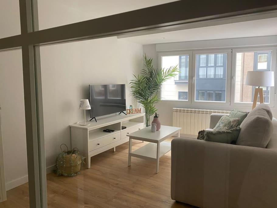Apartamento A Estrenar En Centro Gijon. Fibra-tv Gijón
