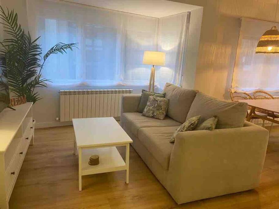 Apartamento A Estrenar En Centro Gijon. Fibra-tv Gijón