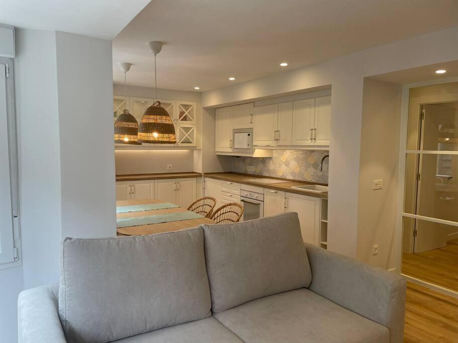 Apartamento A Estrenar En Centro Gijon. Fibra-tv *