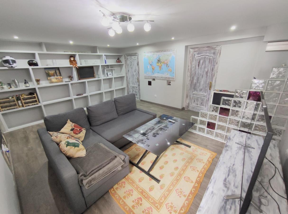 A Un Paso De La Playa, Amplio Apartamento *
