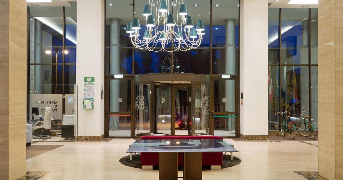 Zentral Rey Pelayo Hotel