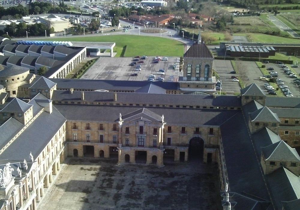 Alda Pasaje Hotel 3*