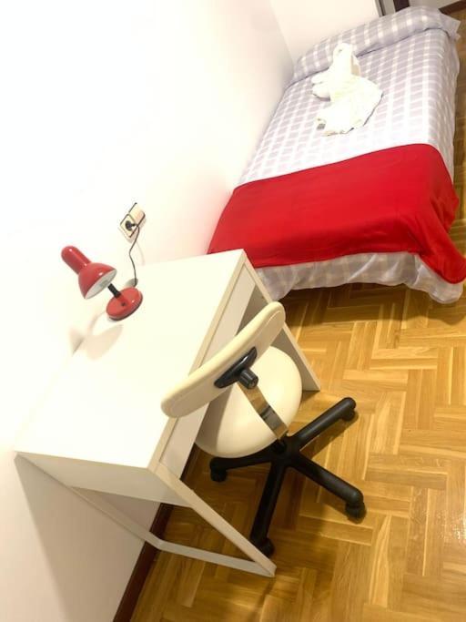 Albarelo - Tranquilo Y Buen Acceso - 2 Hab Y 2 Banos - Vut-4644-as Apartment Gijon