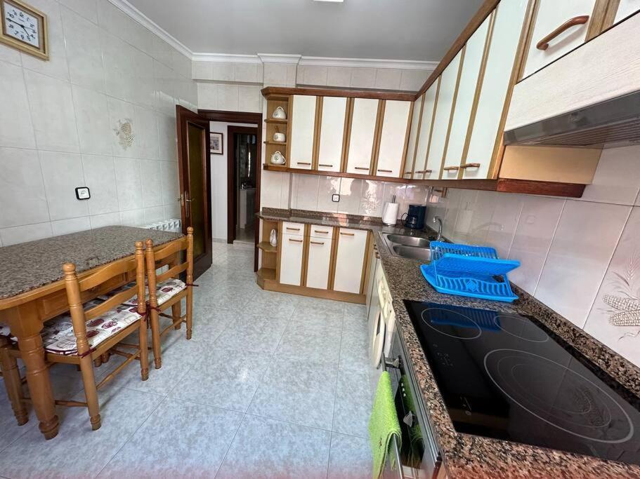 Comodo Y Centrico Apto. En Apartamento