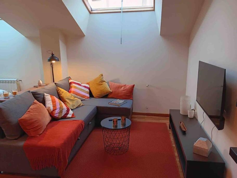 Loft Encantador Centro 2min Playa * Gijon