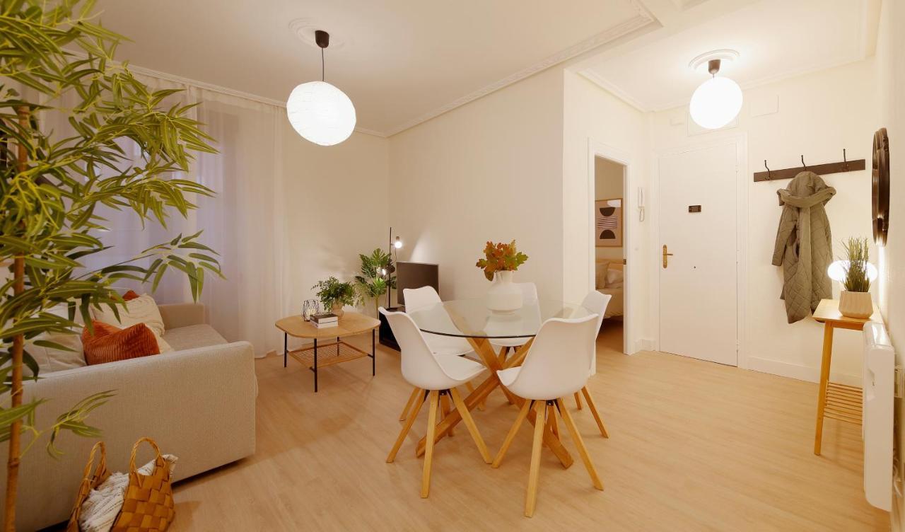 Emilio Tuya 60 Apartment Gijon