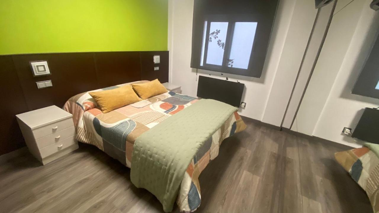Completo Apartamento Para 2 En El Centro De Apartamento Gijón