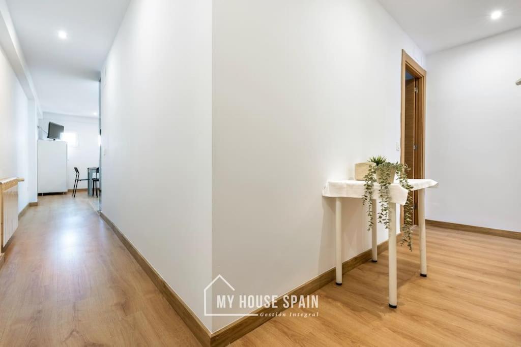 Myhousespain - Luminoso Y Amplio Piso En El Centro Apartamento