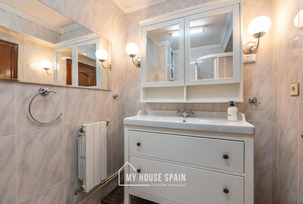 Myhousespain - Amplio Piso Cerca Del Centro Gijón