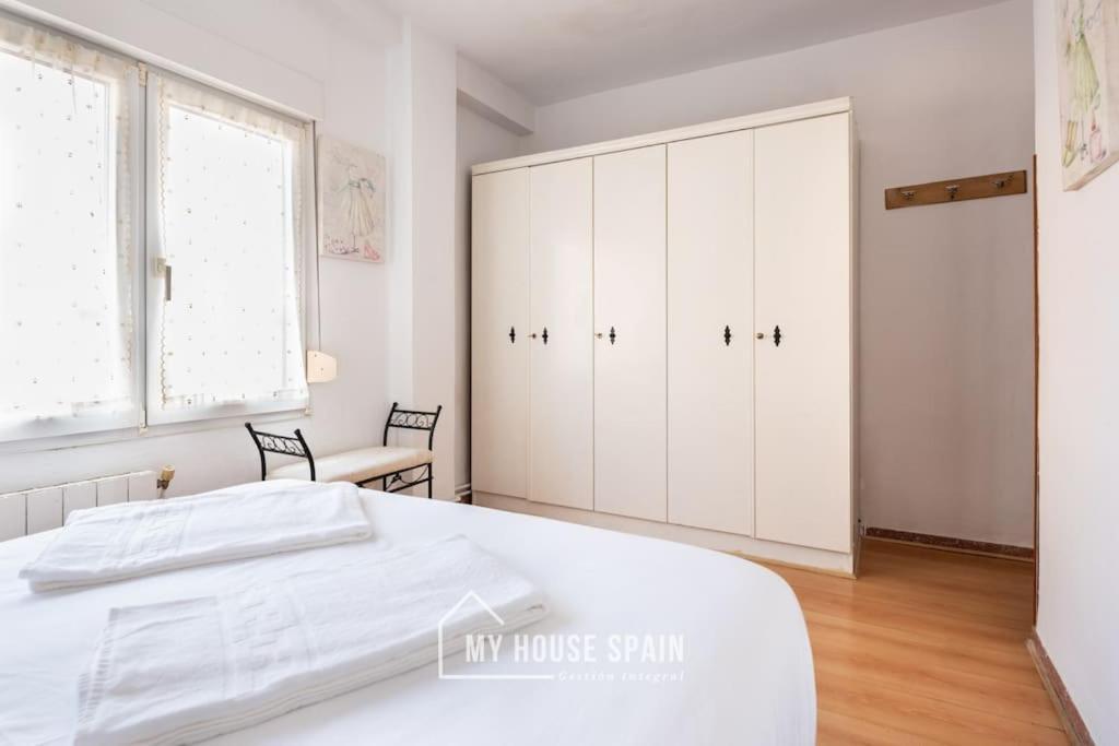 Myhousespain - Amplio Piso Cerca Del Centro *