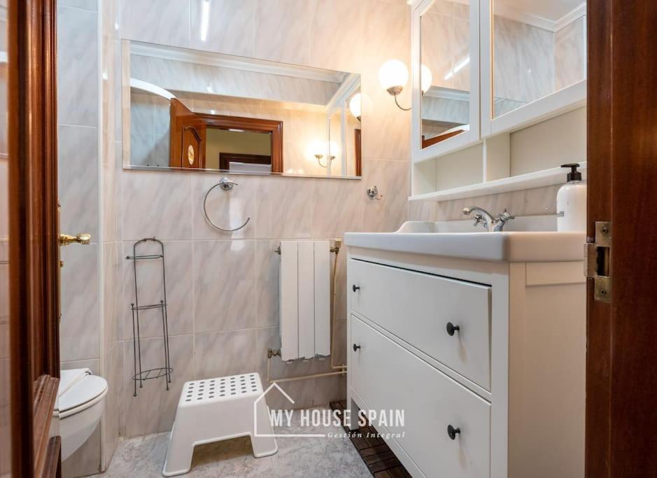 Myhousespain - Amplio Piso Cerca Del Centro Apartamento *