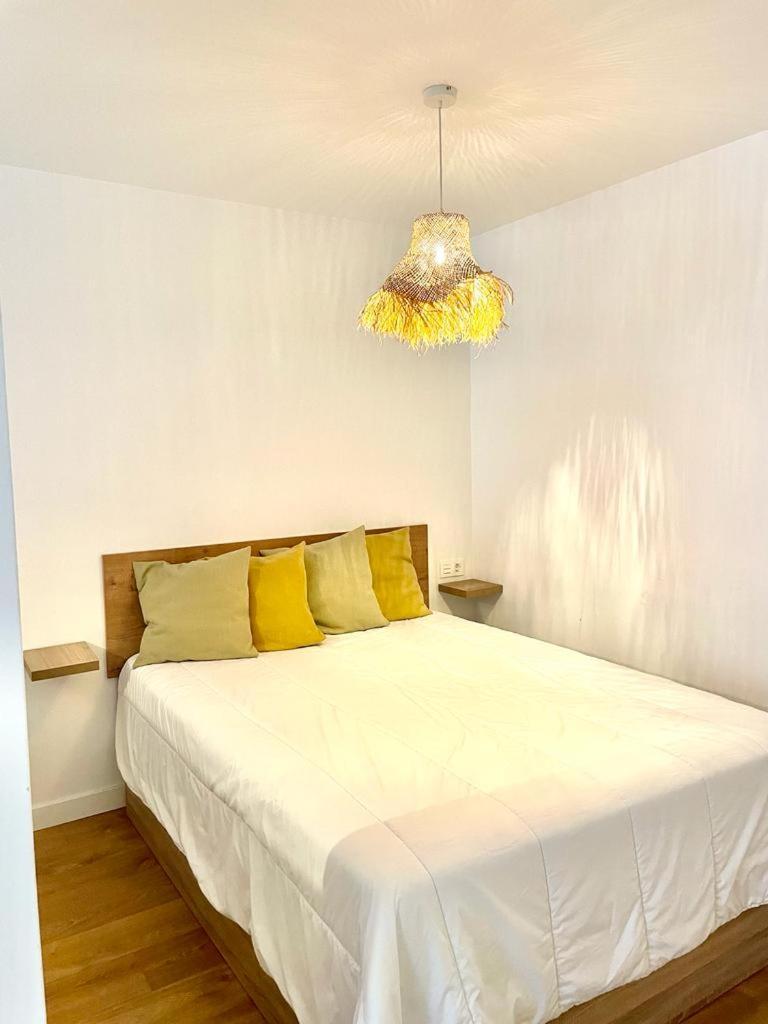 Cervantes Centrico Con Garaje Apartment *