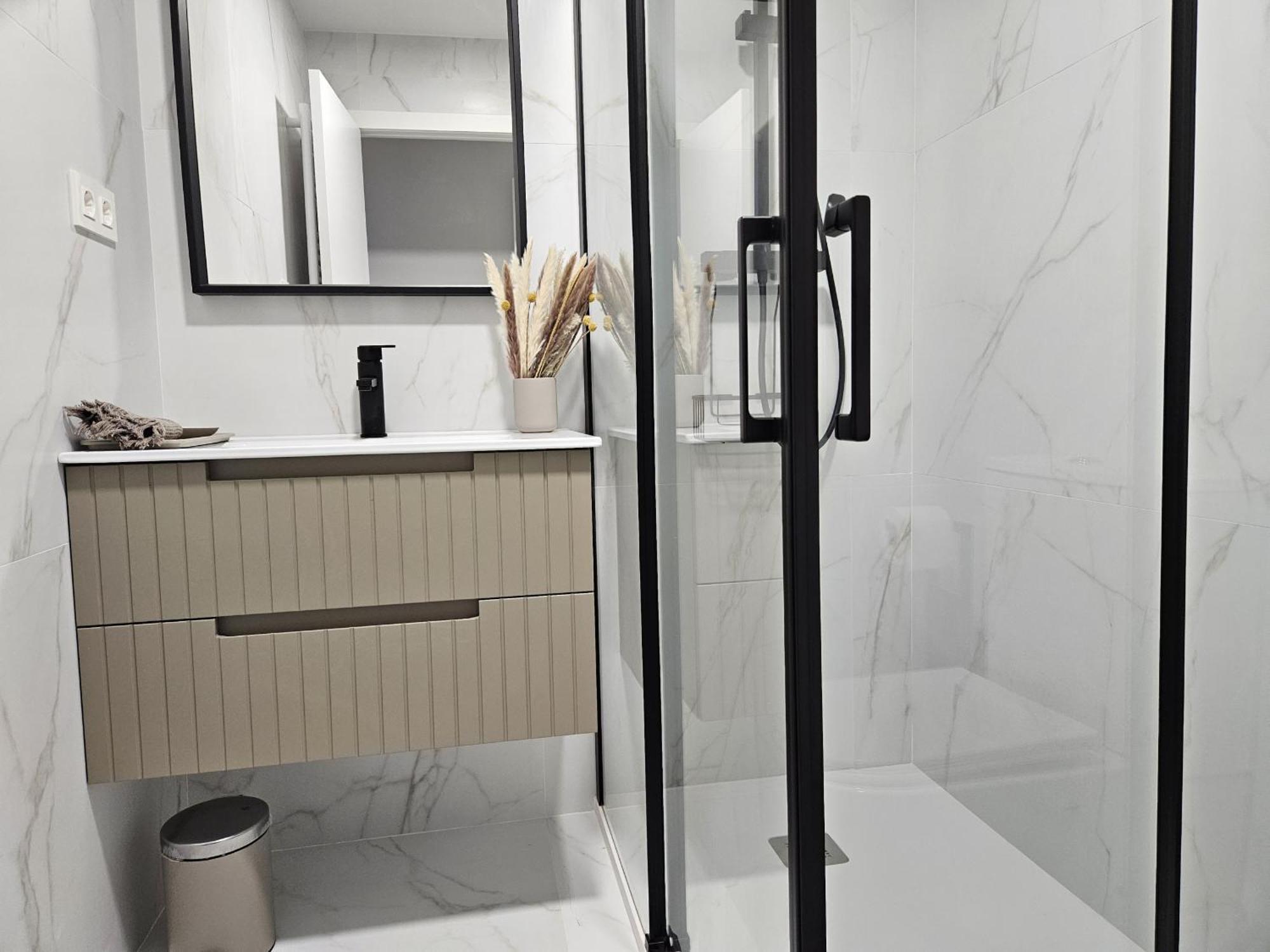 1a102 Moderno Y Amplio Apartment Gijon