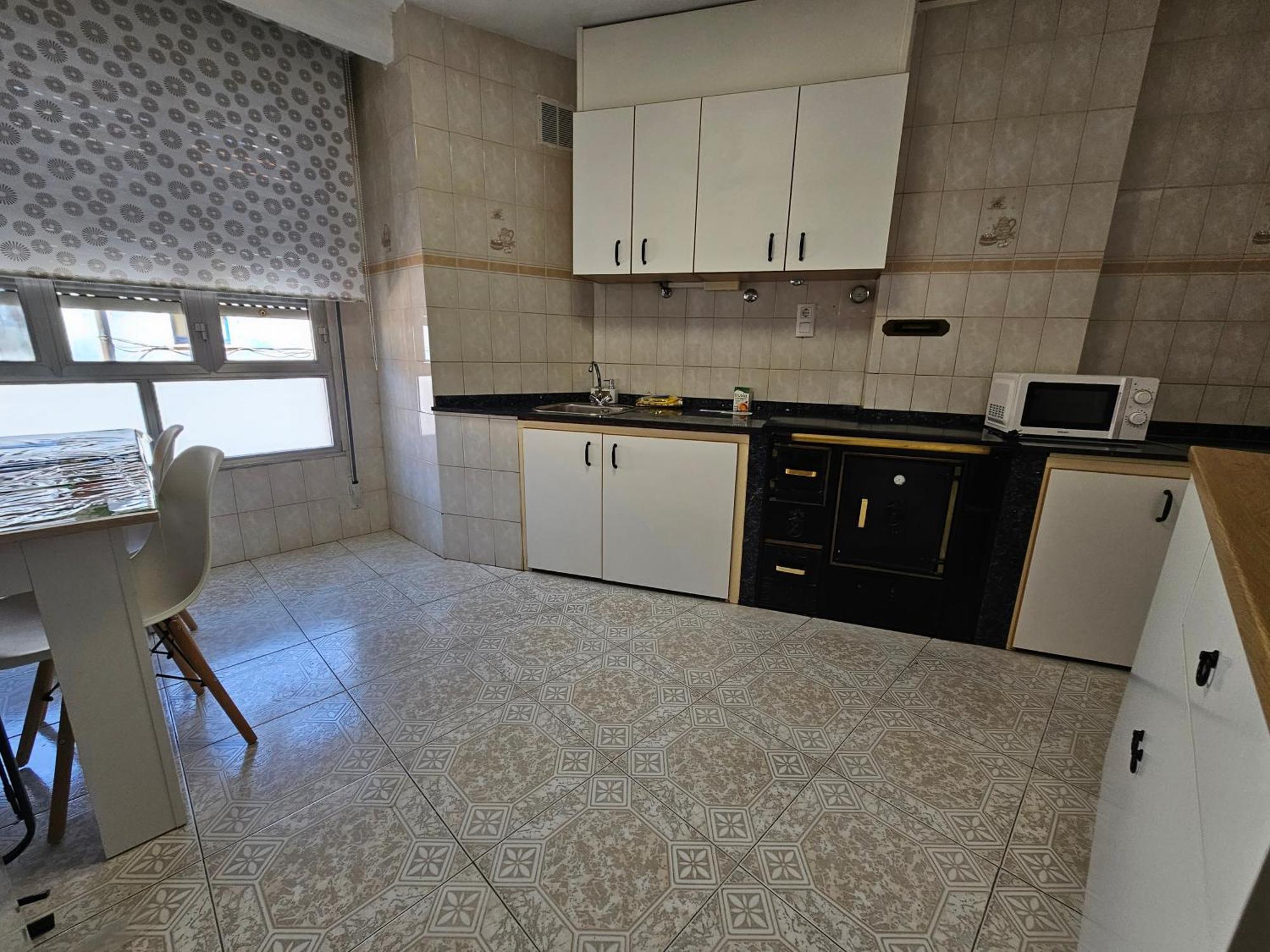 180a Apartamento En Cimadevilla *
