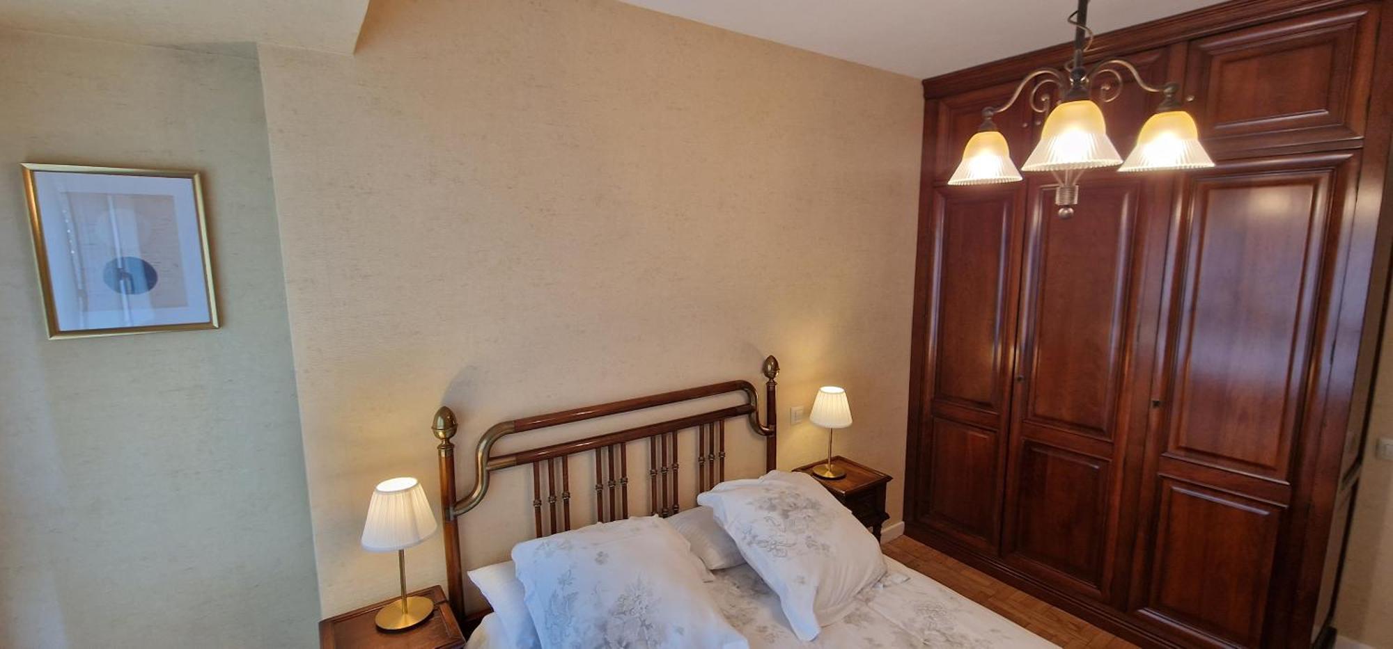 Apartamento Parque Begona - Amplio Piso 6 Pax Y Centrico - Vut-4528-as