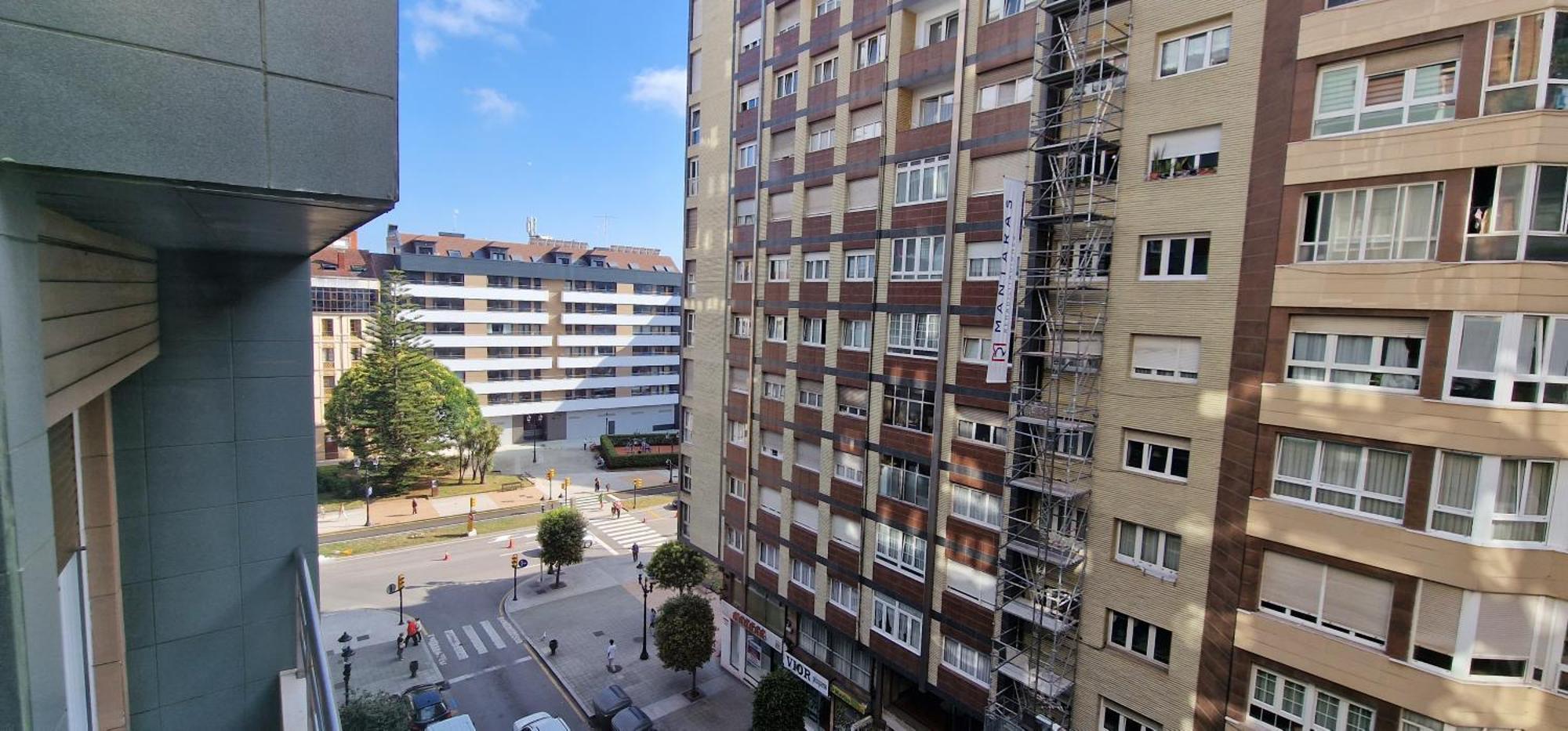 Apartamento Parque Begona - Amplio Piso 6 Pax Y Centrico - Vut-4528-as *