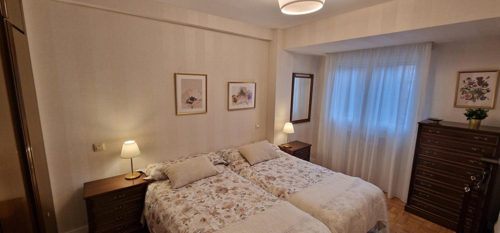 Parque Begona - Amplio Piso 6 Pax Y Centrico - Vut-4528-as Apartamento *