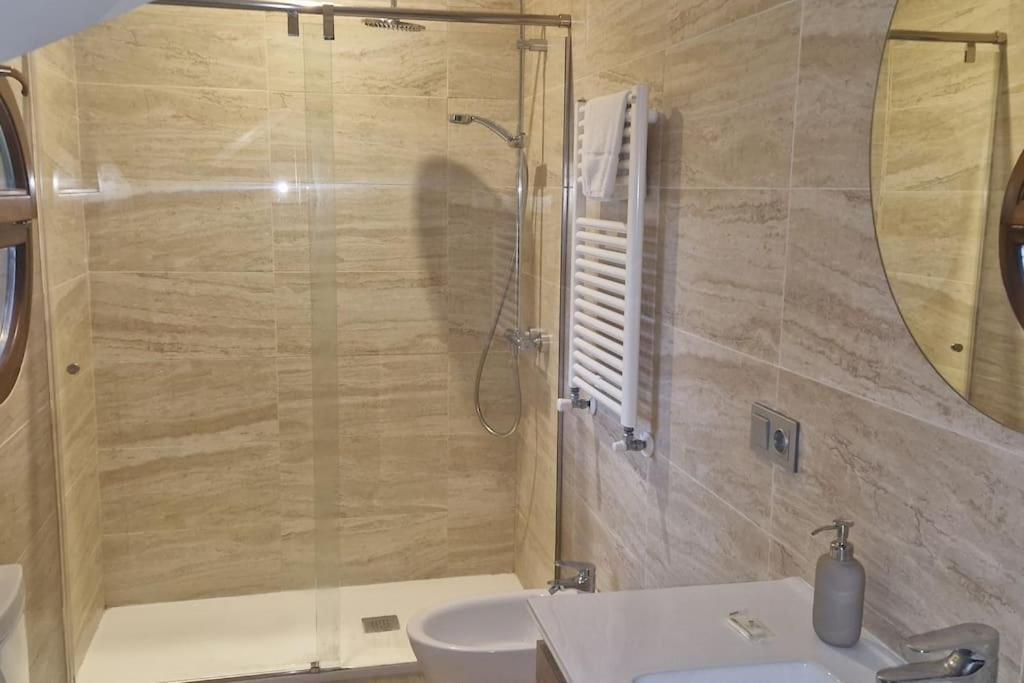 Сasa de vacaciones 1a119 El Sangar Somio