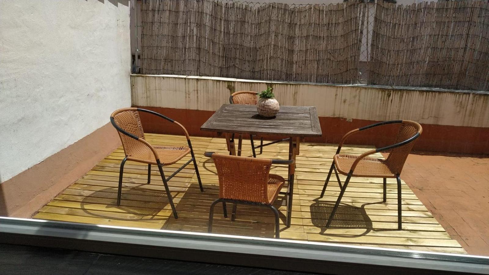 Apartamento Nuevo Patio Soleado *