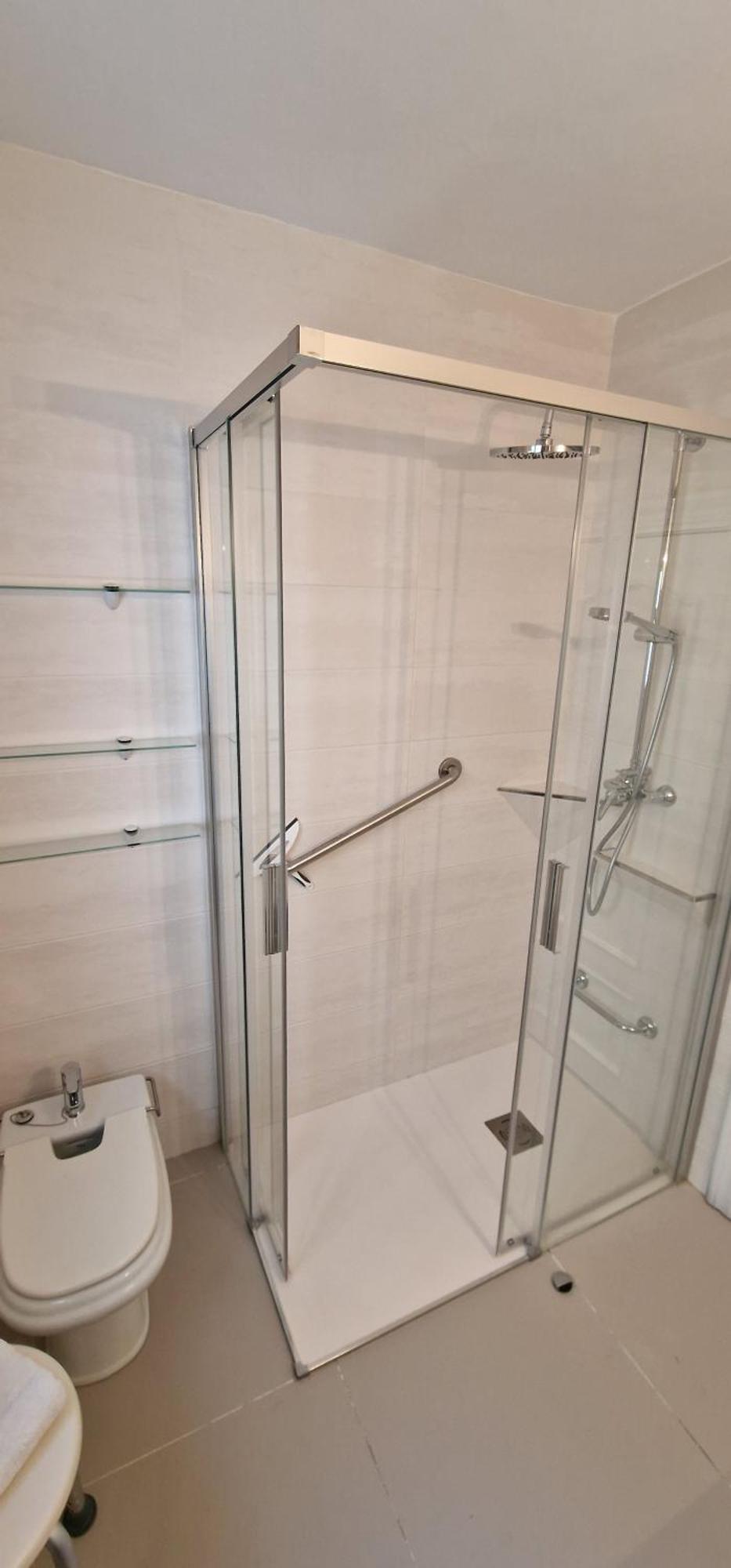 Apartamento El Ventanal De La Playa - 6 Pax - 4 Hab Y 2 Banos - Vut-4511-as *