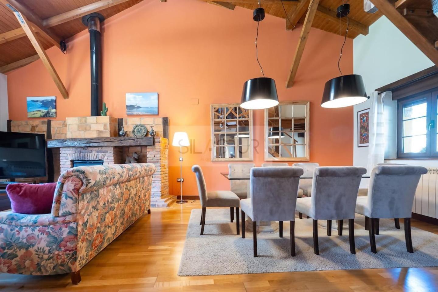 Сasa de vacaciones El Gorin Casona