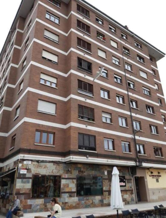Apartment La Veiguela De Ii, Con Plaza De Garaje Y Jacuzzi Incluido *
