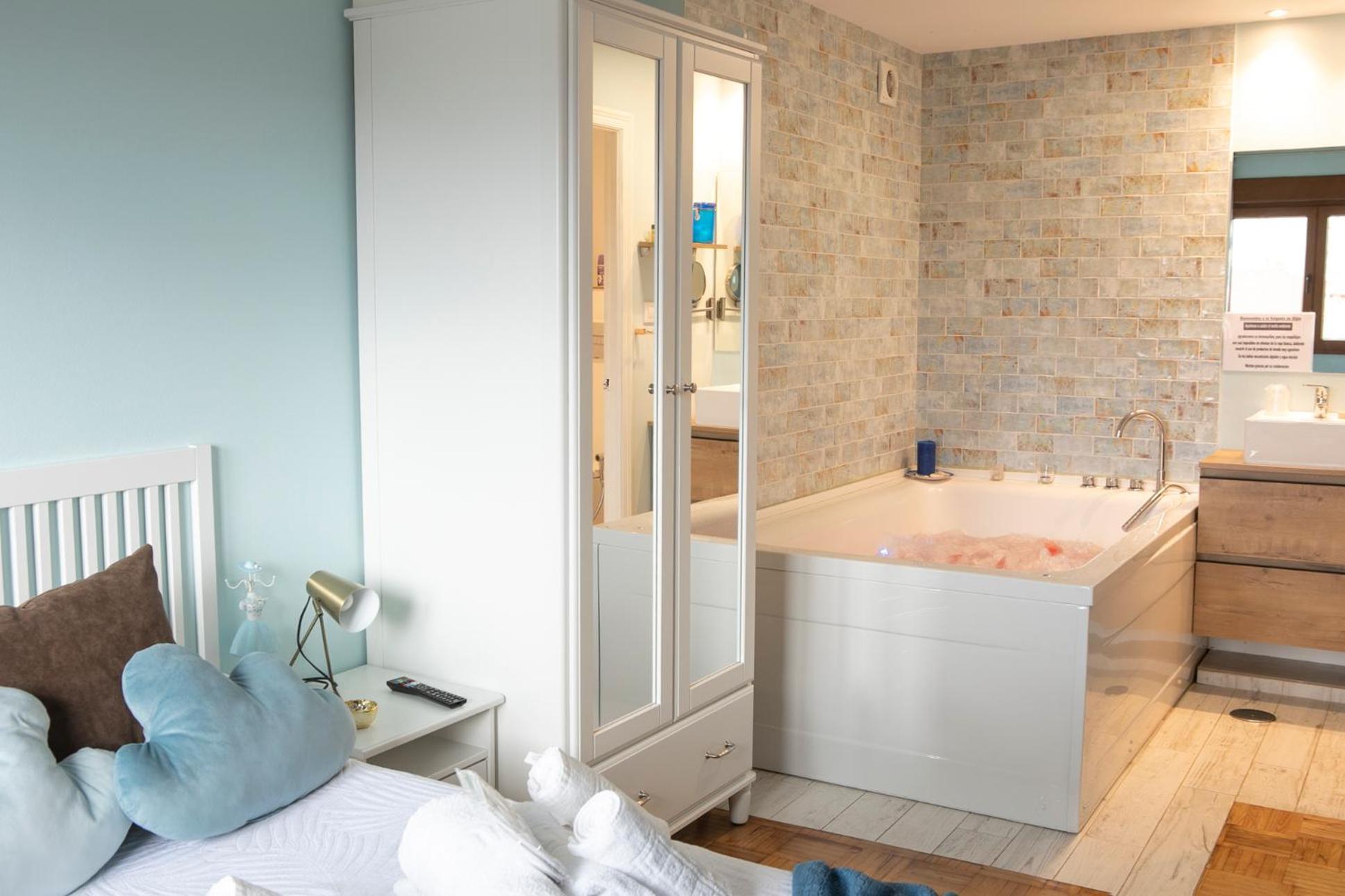 La Veiguela De Ii, Con Plaza De Garaje Y Jacuzzi Incluido Apartment *