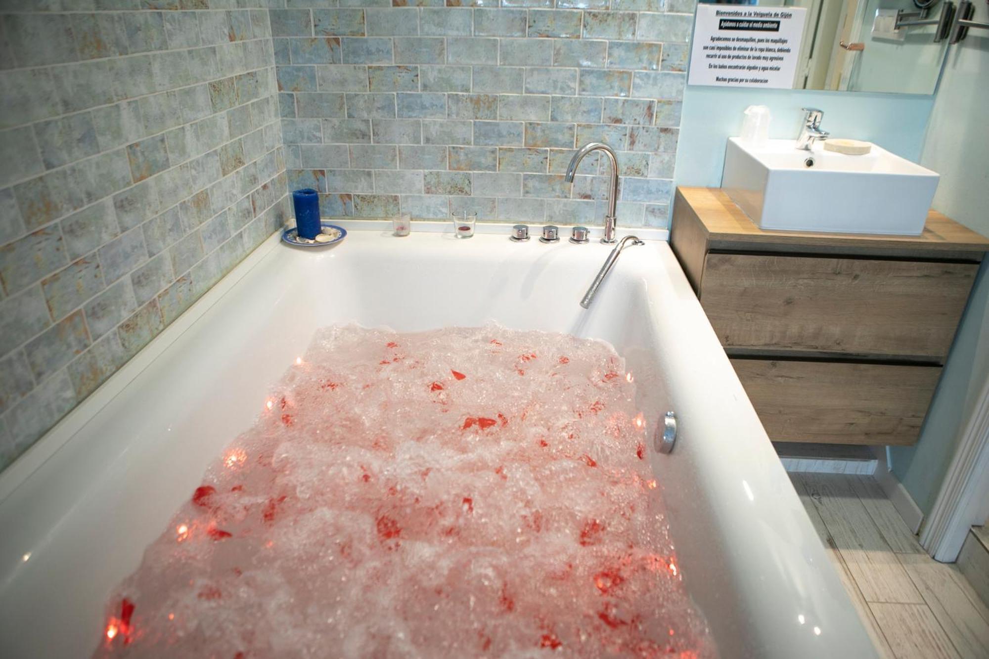 Apartment La Veiguela De Ii, Con Plaza De Garaje Y Jacuzzi Incluido Gijon