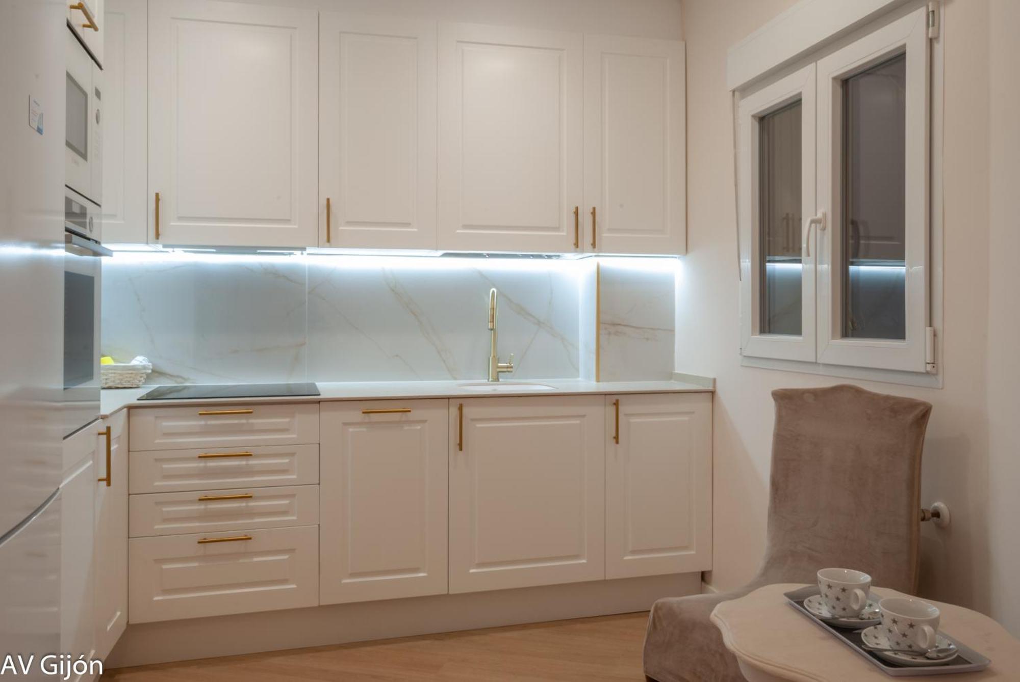 Av Costa One Apartment Gijon