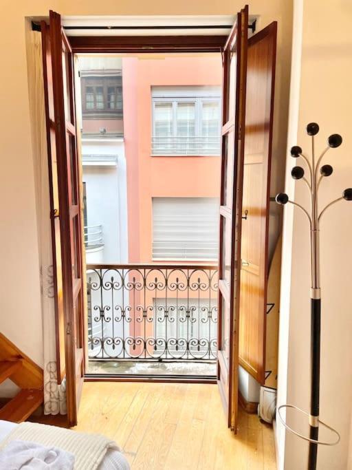 Apto La Muralla Centro - Playa Apartamento Gijón