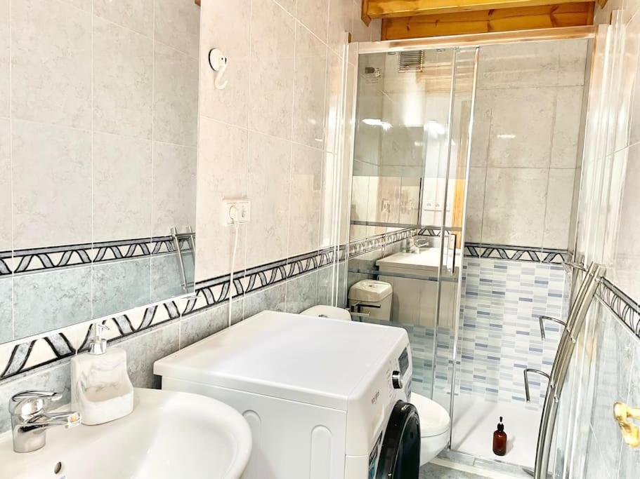 Apto La Muralla Centro - Playa Apartamento Gijón