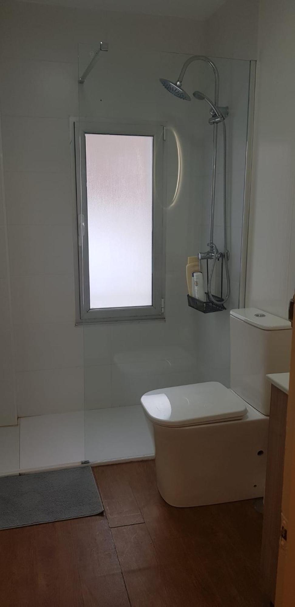 Amplio Piso Centrico Apartamento