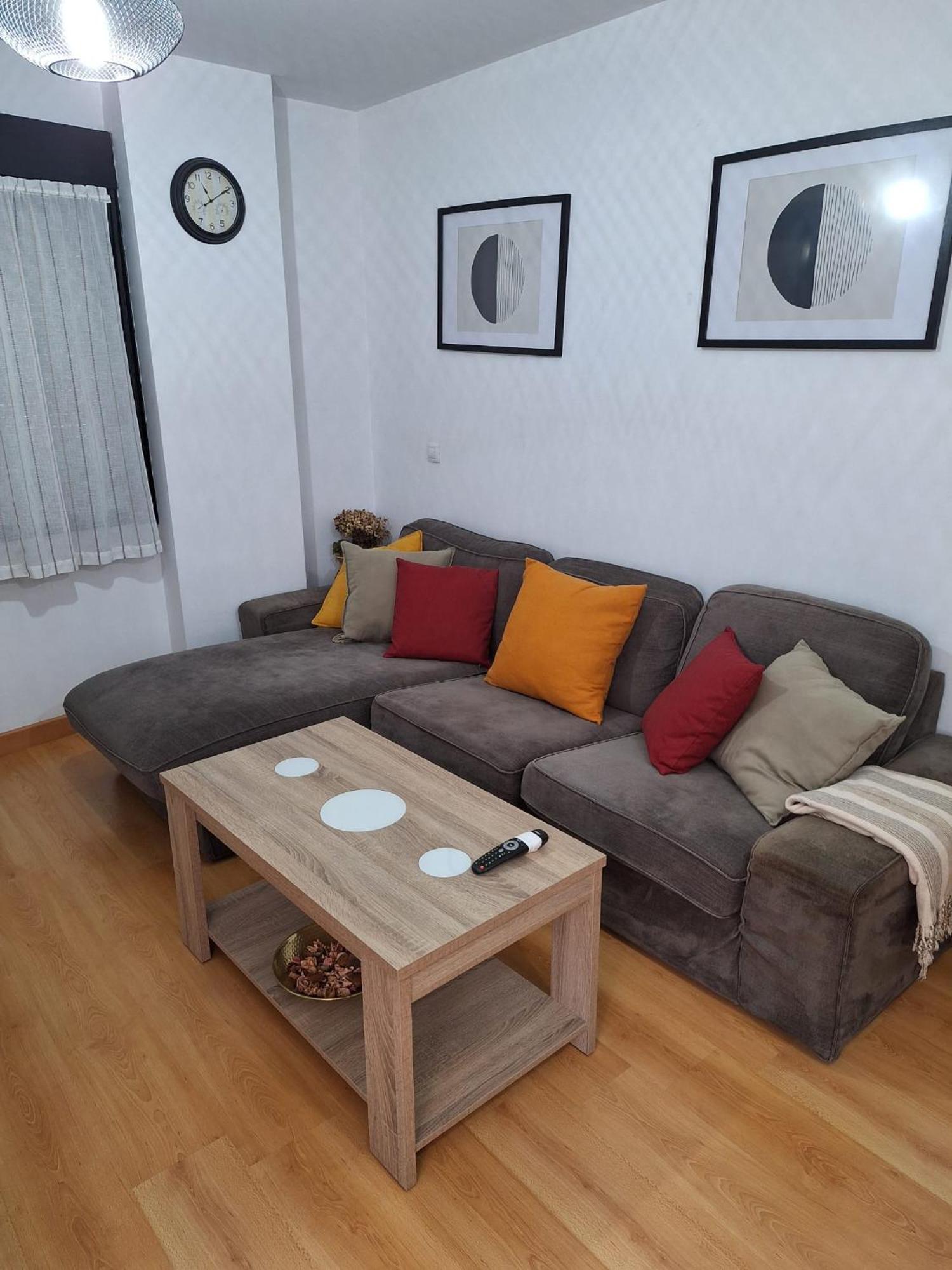 Apartment El Arroyu Vut 5585 As *