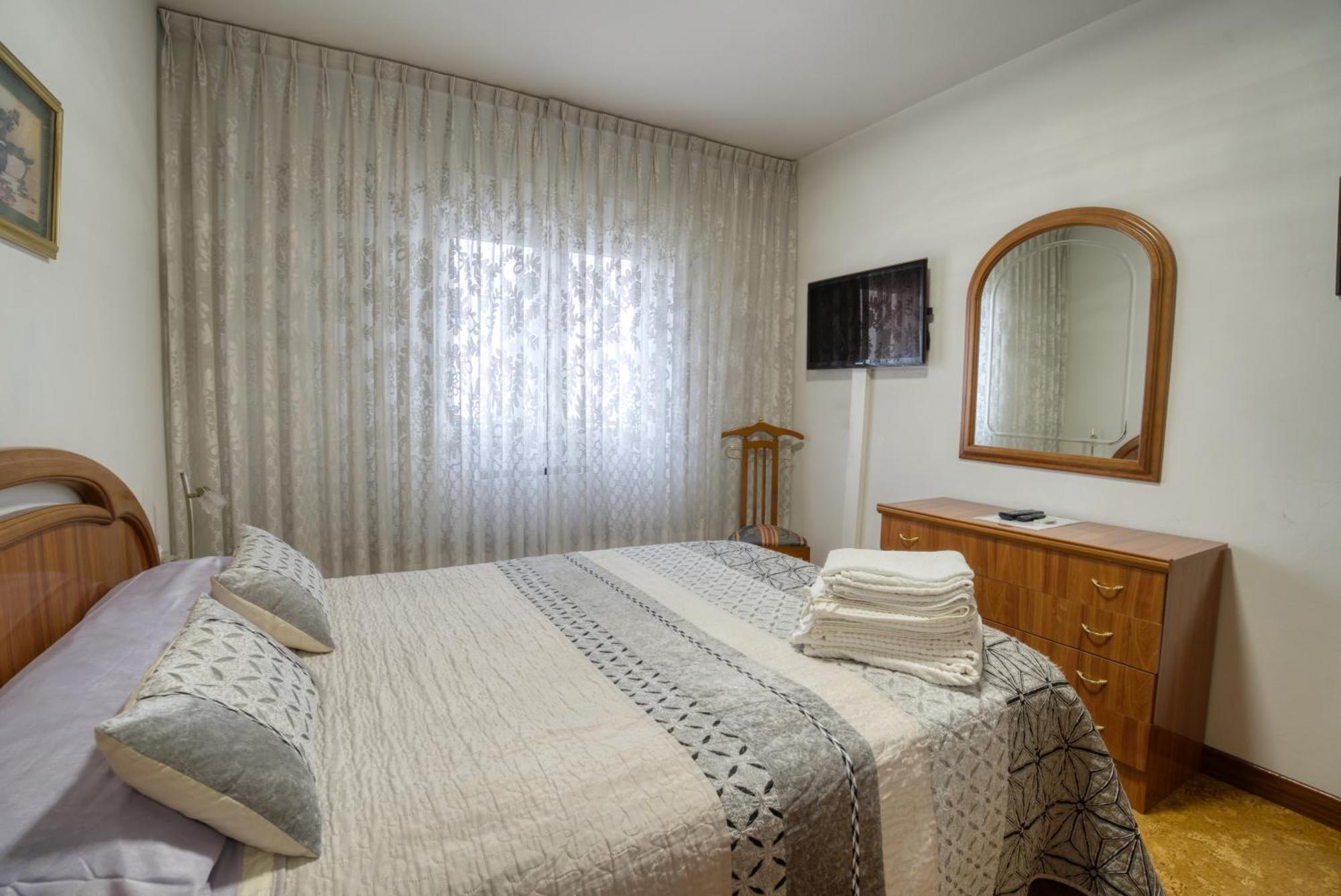 Muy Amplio, Con Wifi Y A 12 Minutos Del Centro Apartment
