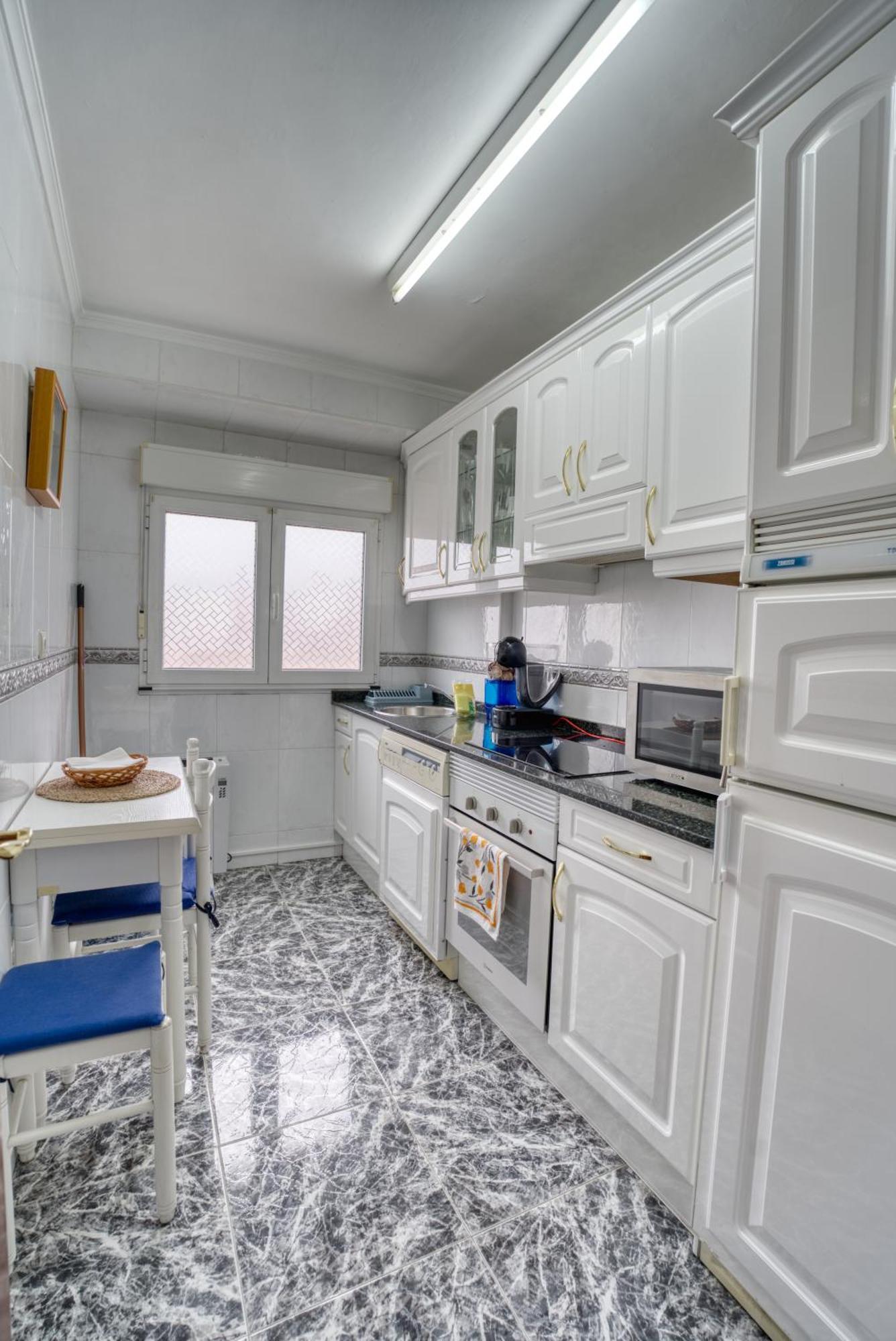 Muy Amplio, Con Wifi Y A 12 Minutos Del Centro Apartment *