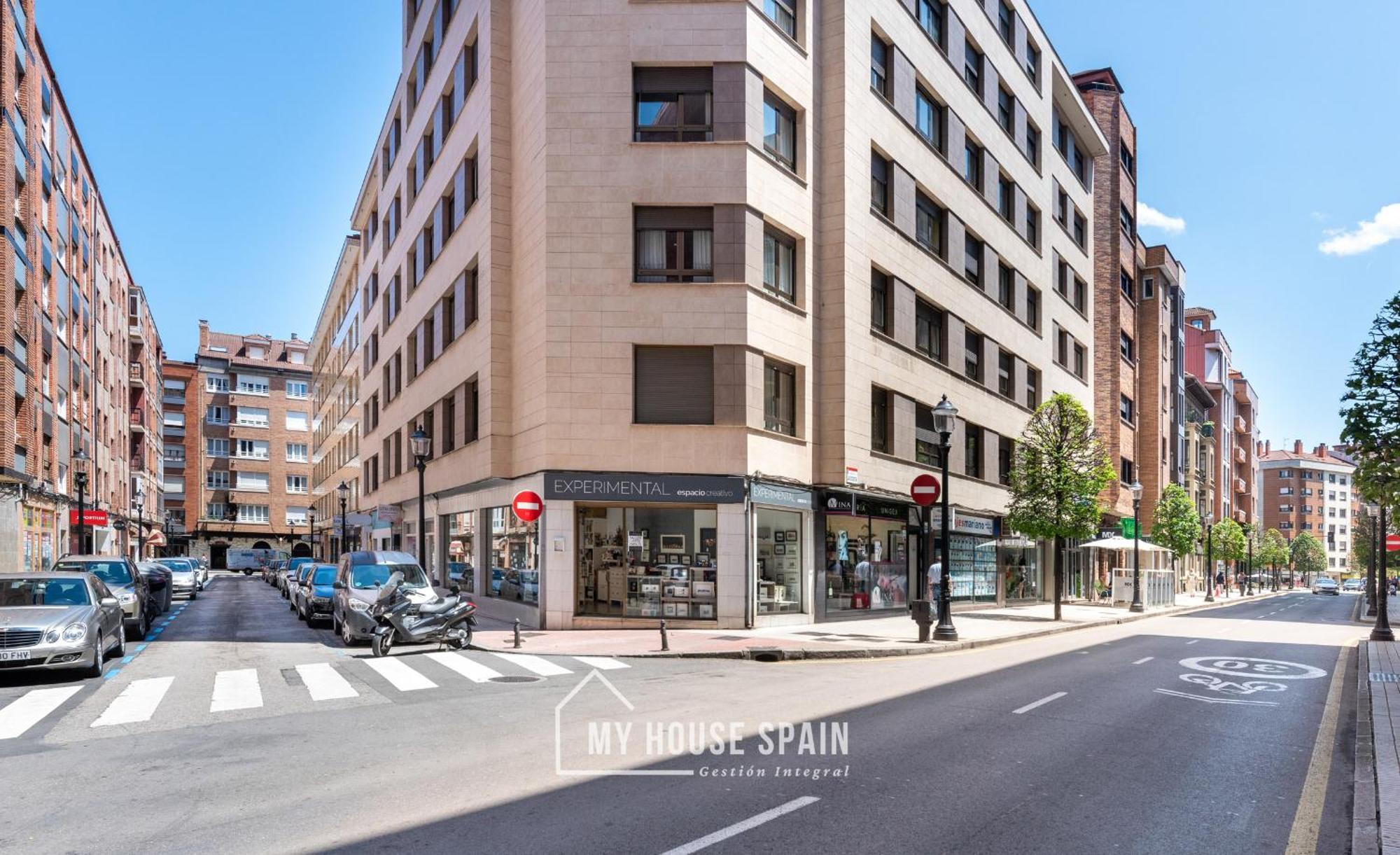 Myhousespain - Espacioso Piso Con Parking Gijon