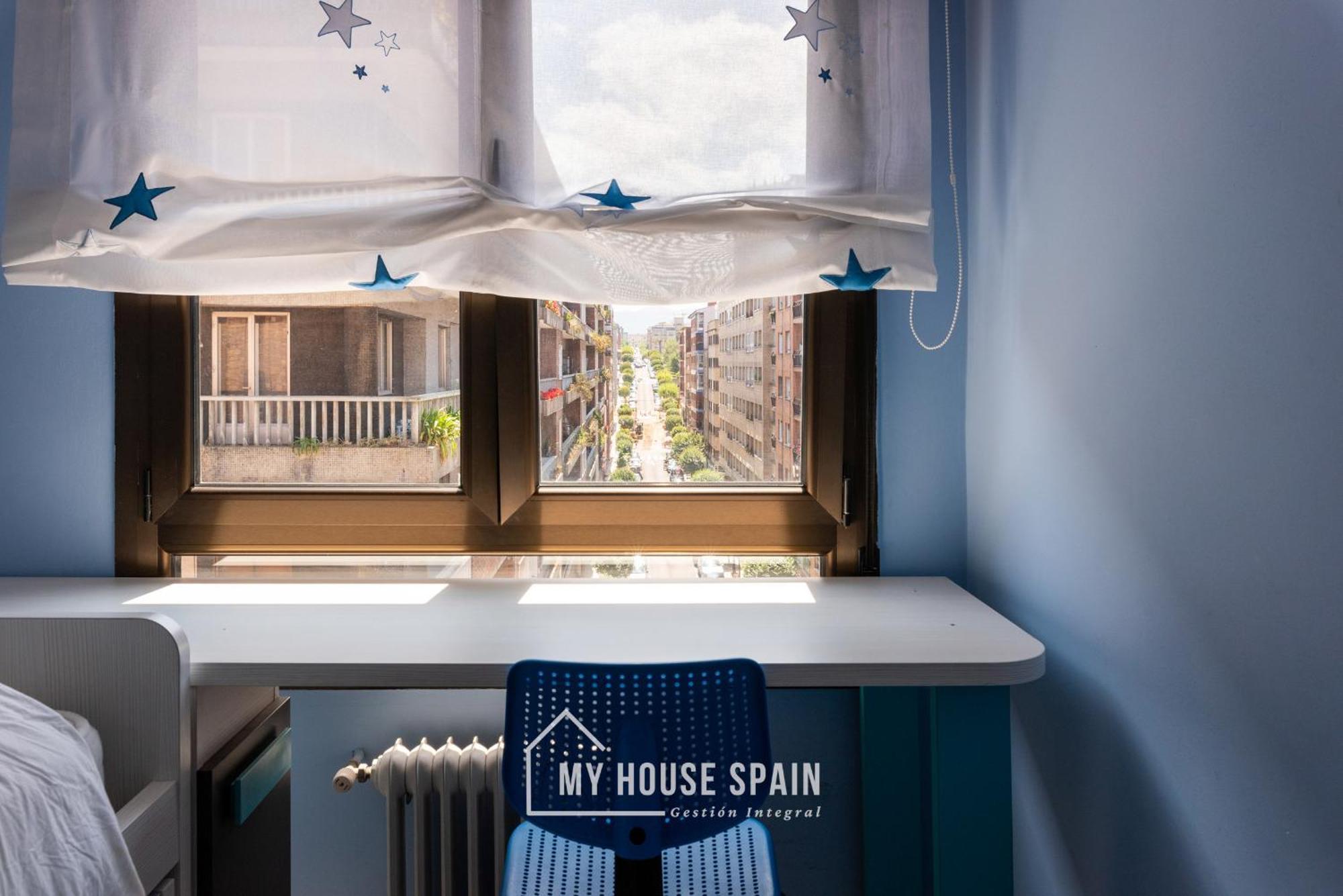 Apartment Myhousespain - Espacioso Piso Con Parking