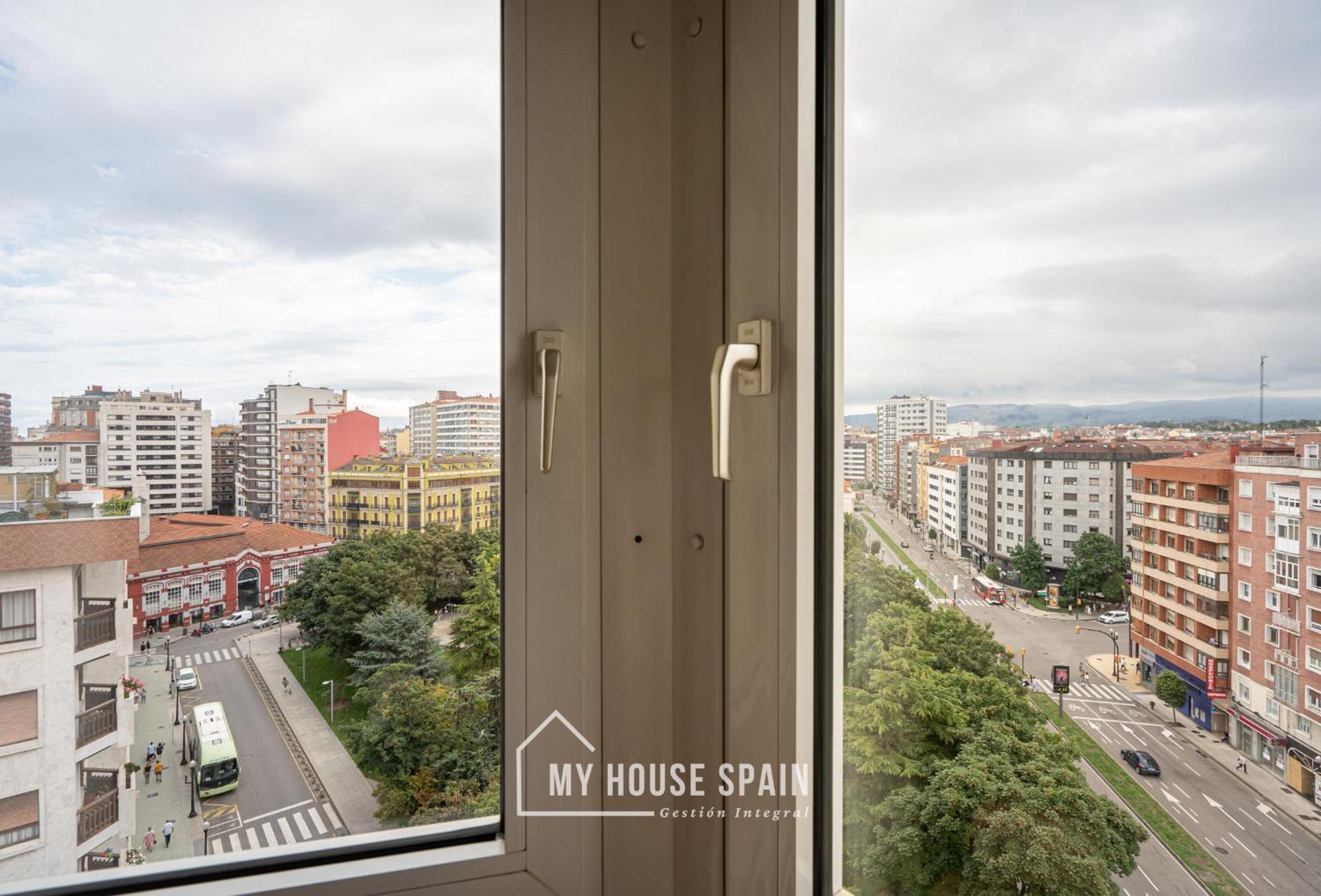 Apartamento Amplio Con Vistas En Pleno Centro