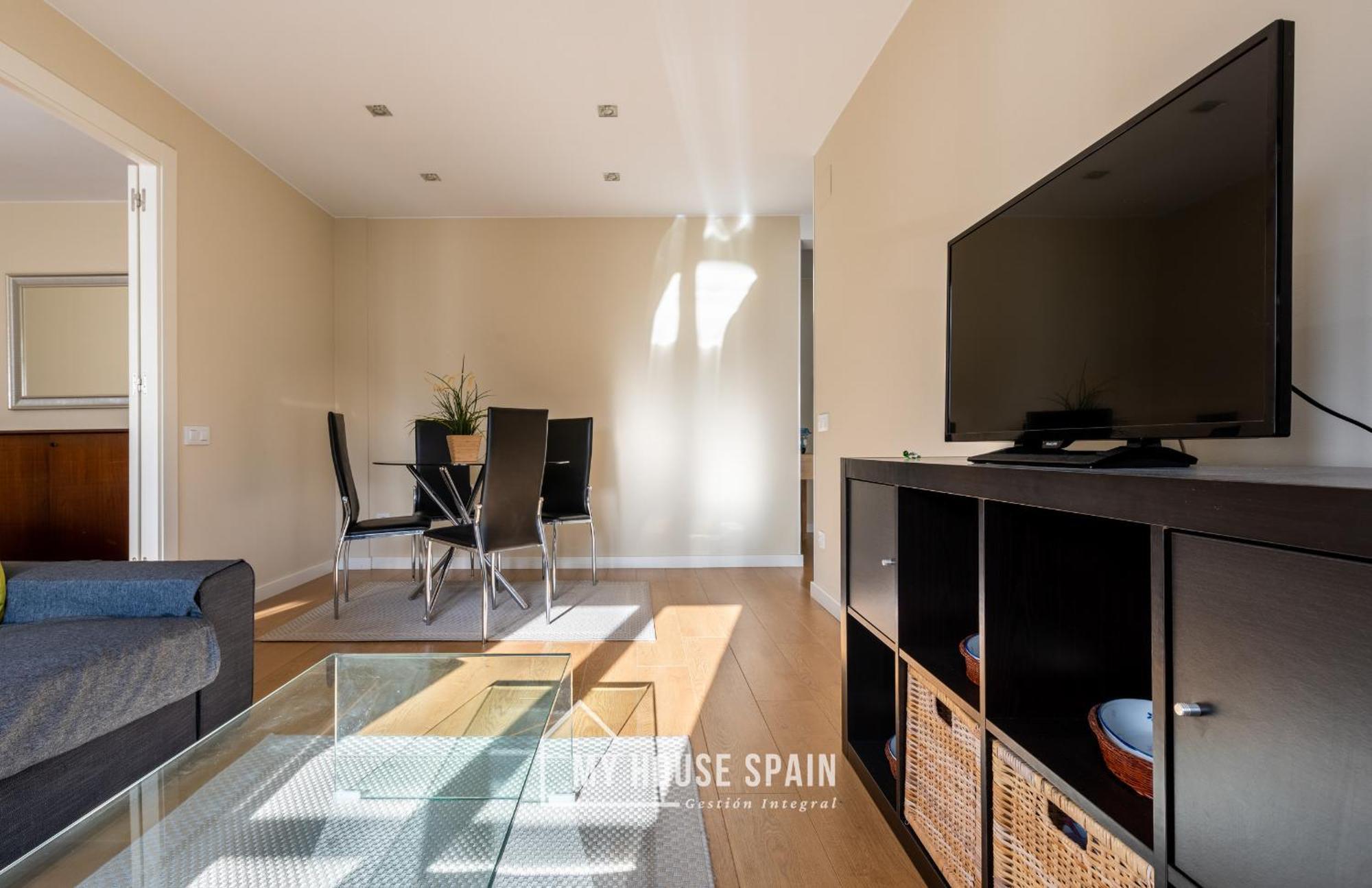 Myhousespain - Radiante Piso Junto A La Playa * Gijón