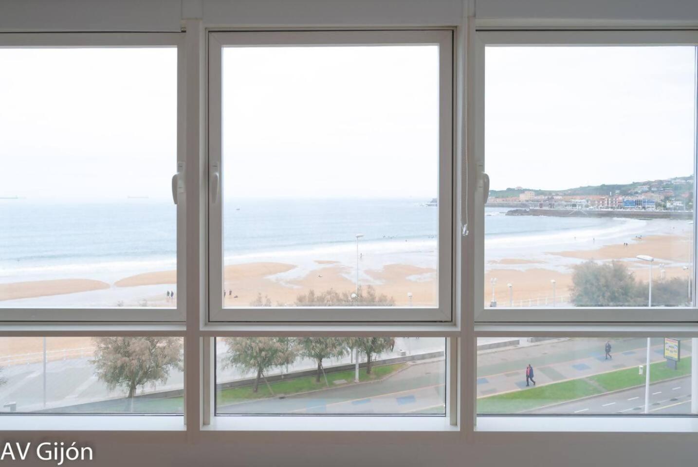Av Emilio Tuya Apartamento Gijón