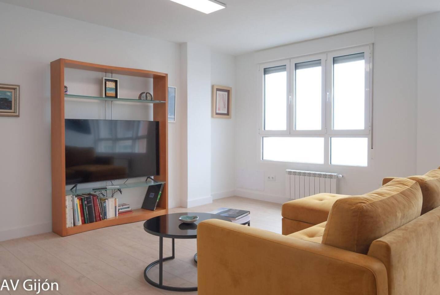 Apartamento Av Emilio Tuya