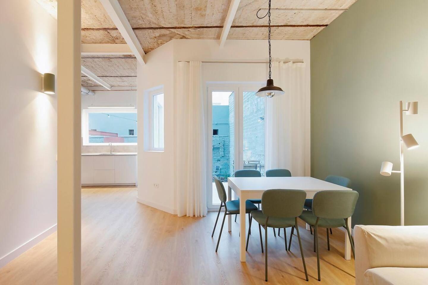 Av Bajo Apartamento *