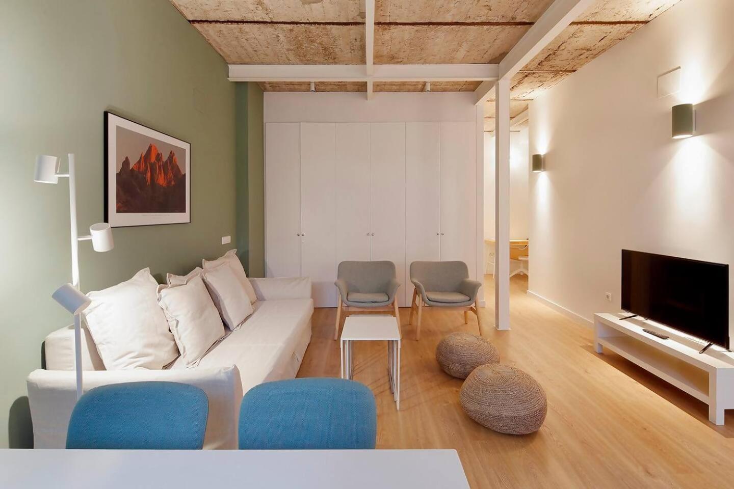 Av Bajo Apartamento