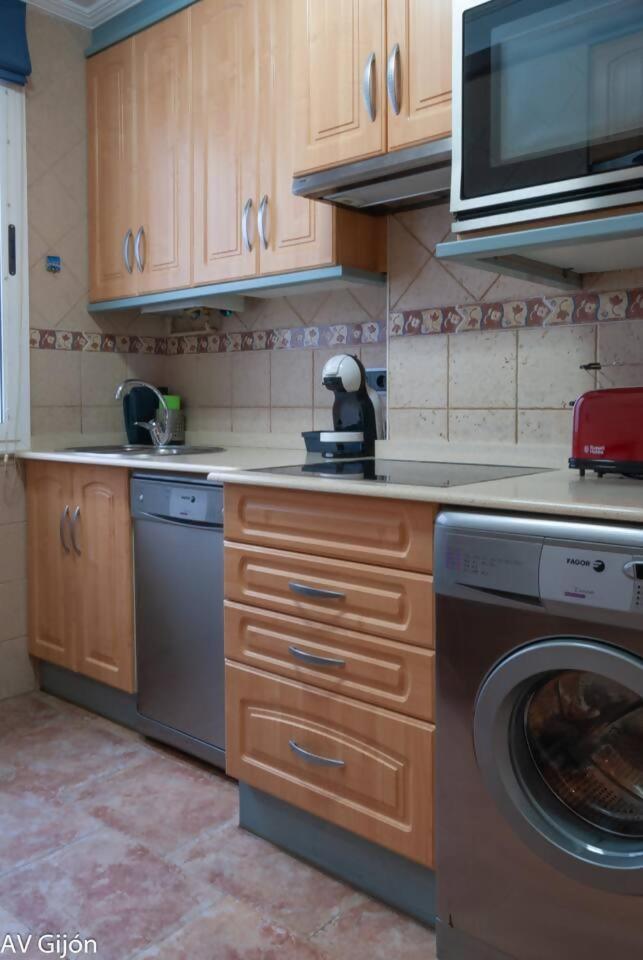 Apartamento Av Premio Real 16 Gijón