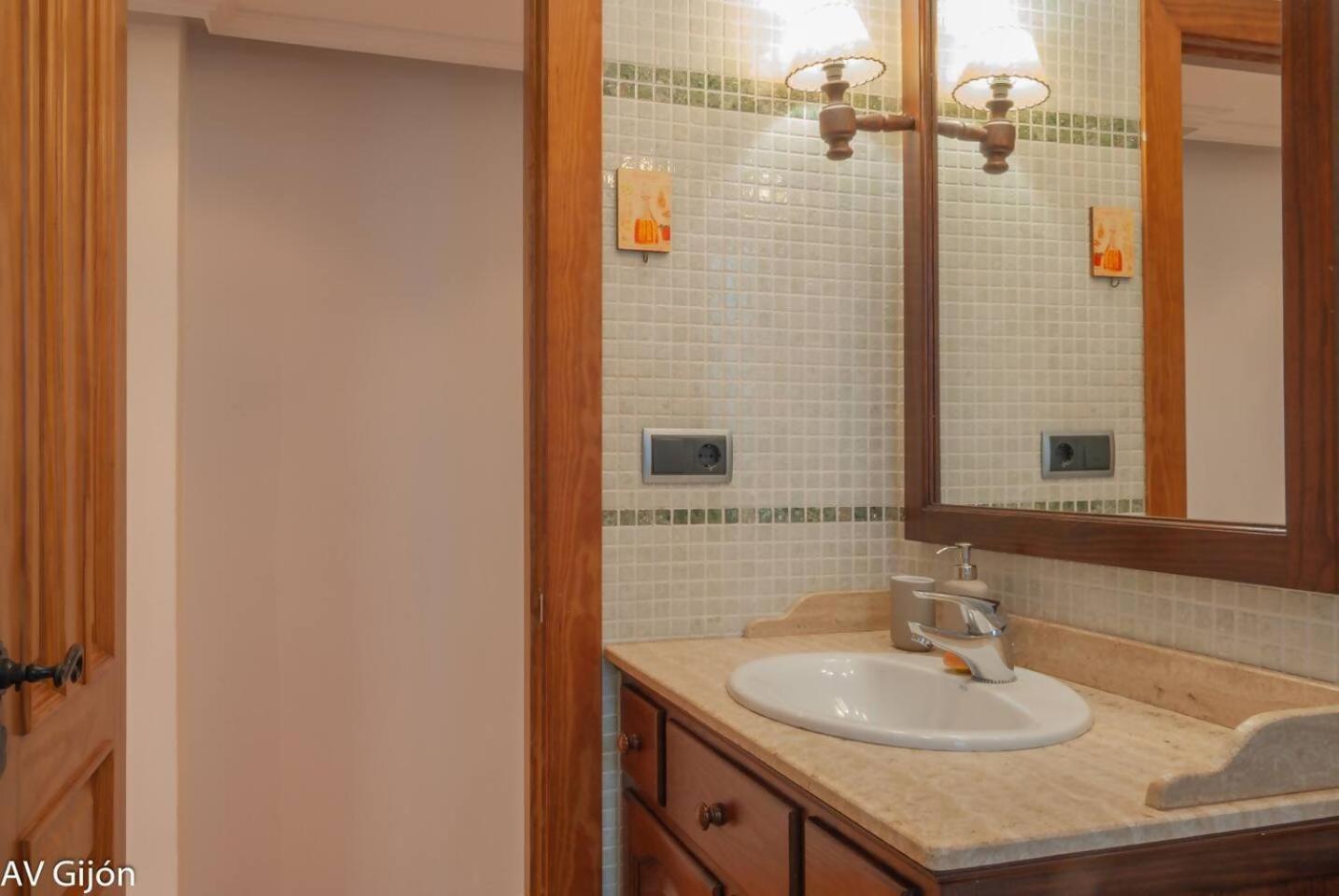 Av Premio Real 16 Apartamento Gijón