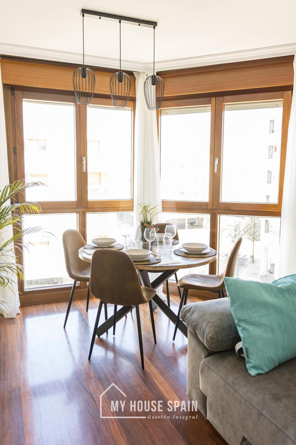 Myhousespain - Playa De Poniente, Con Vistas Al Mar Y Parking Gratuito Apartment Gijon