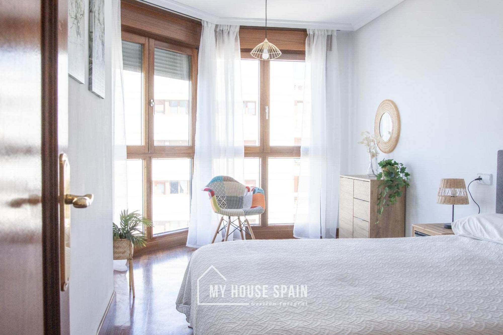 Myhousespain - Playa De Poniente, Con Vistas Al Mar Y Parking Gratuito Apartment