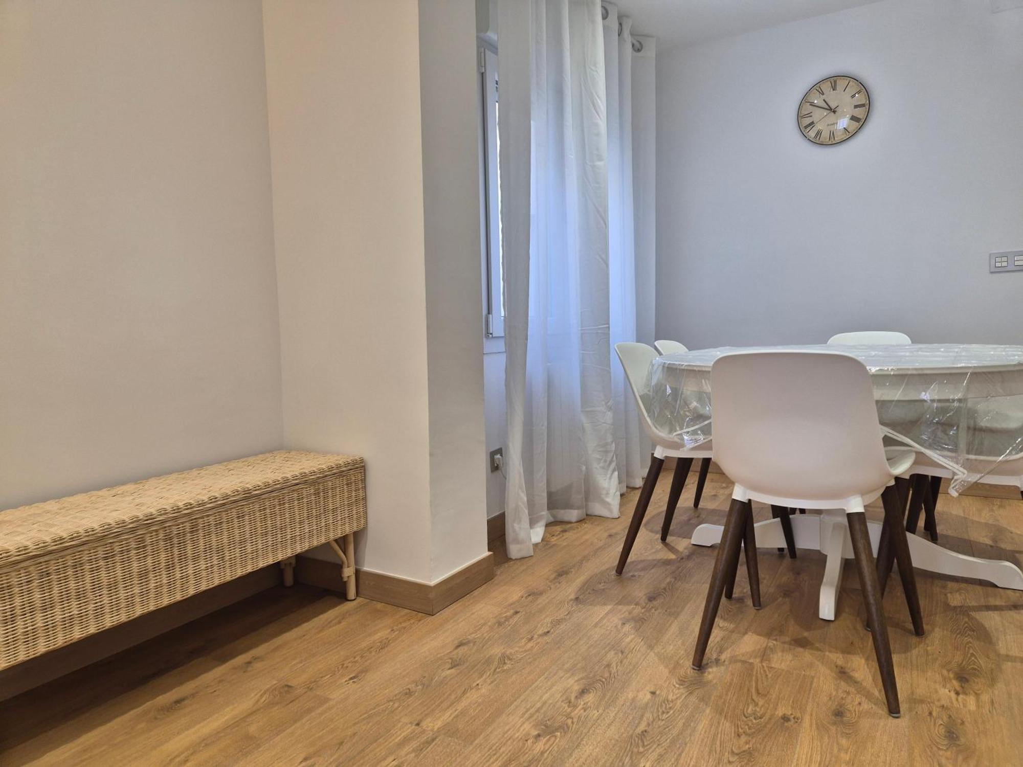 1a142 Moderno De 3 Apartment Gijon