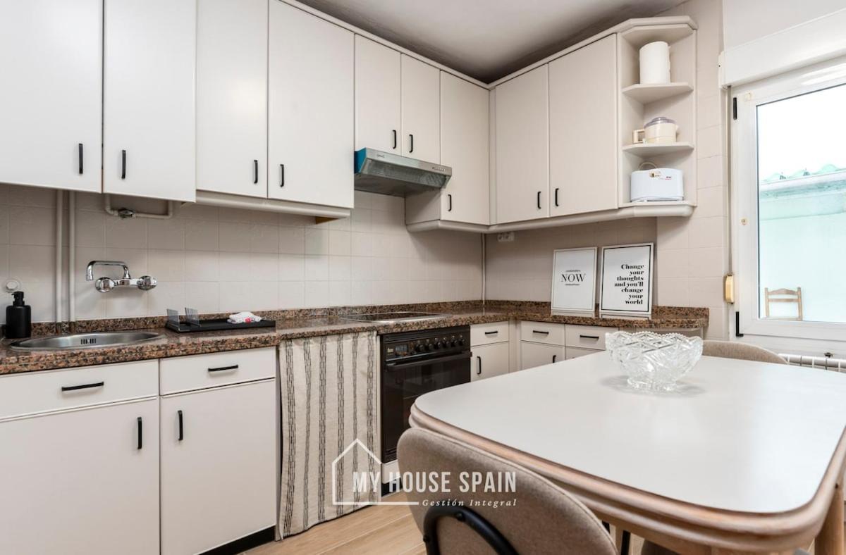 Apartment Myhousespain - Piso Reformado Con Patio Privado *